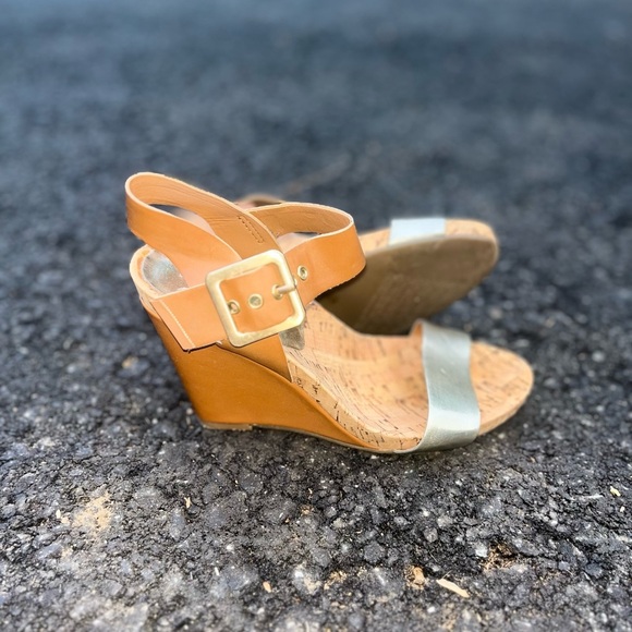 BCBG Tan and Silver Wedge Sandals with Ankle Strap - Picture 2 of 15